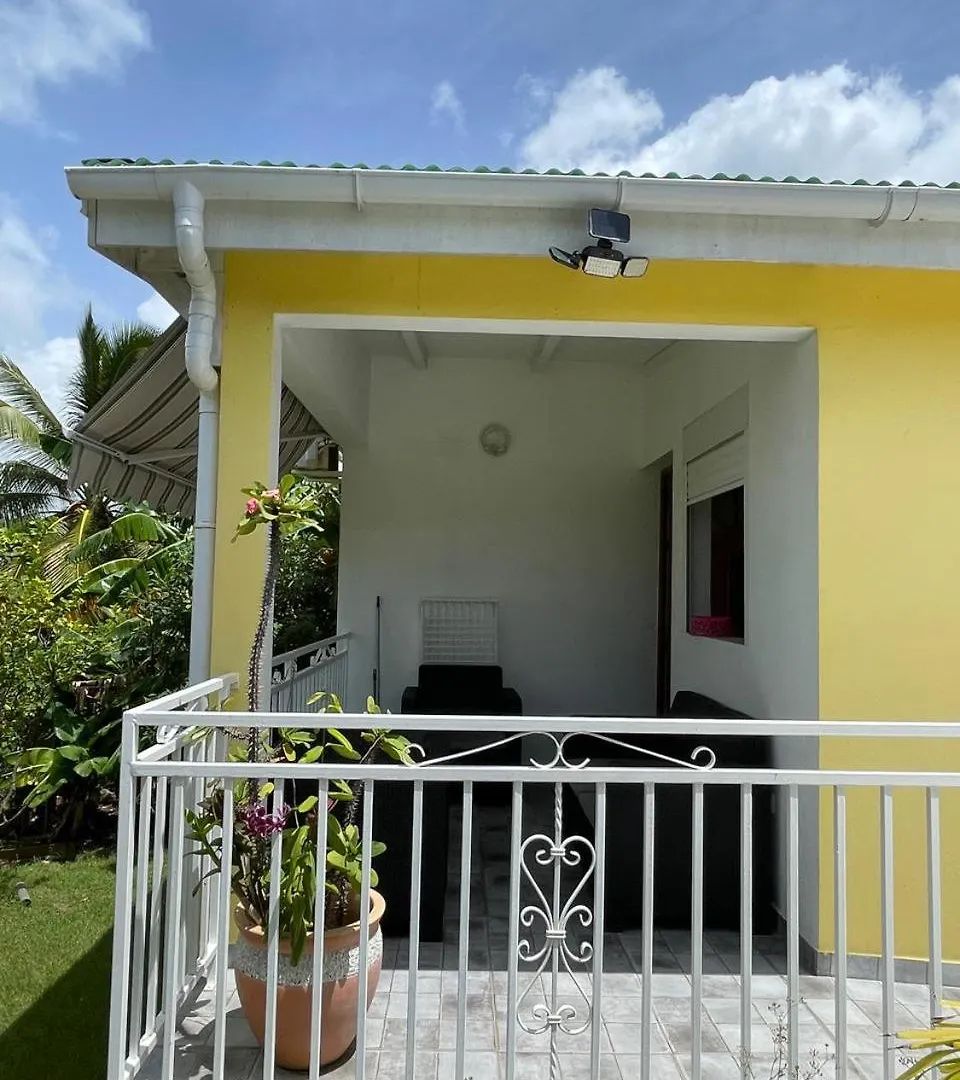 2 L'Oranger, Residence De Depart De Vos Escapades Le Moule