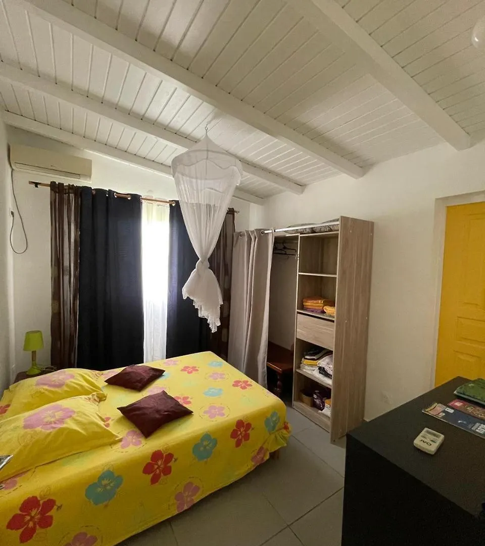 2 L'Oranger, Residence De Depart De Vos Escapades Le Moule